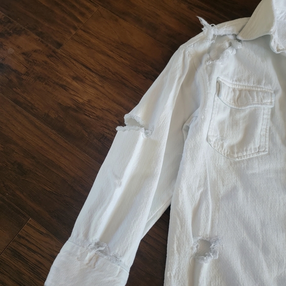 ZARA Oversized Distressed Relaxed Fit Denim Jacket Size Small Off-white‎ - Picture 2 of 15